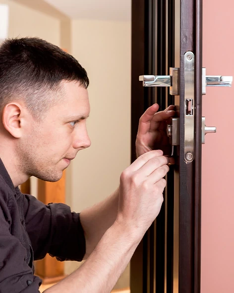 : Professional Locksmith For Commercial And Residential Locksmith Services in Palm Harbor, FL