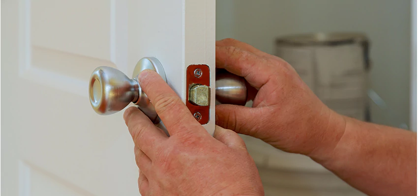 AAA Locksmiths For lock Replacement in Palm Harbor, Florida