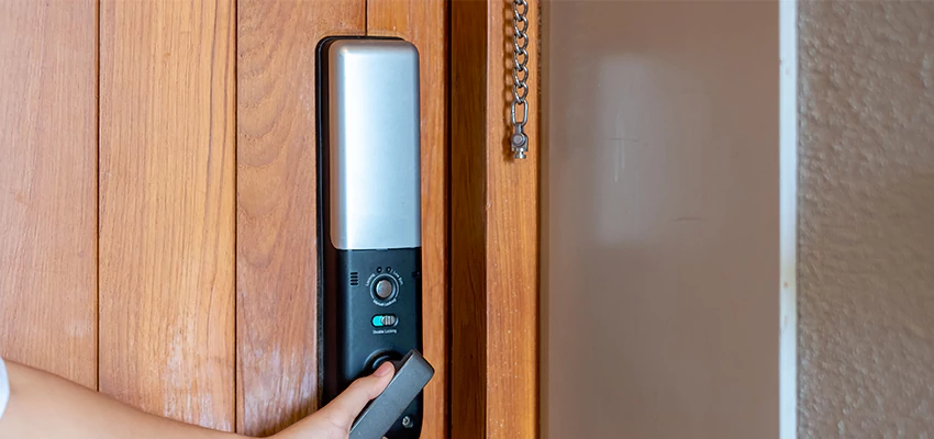 Home Security Electronic Locks Upgrades in Palm Harbor, FL