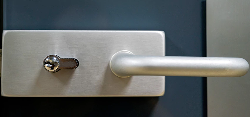 Change Patio Door Locks in Palm Harbor, Florida